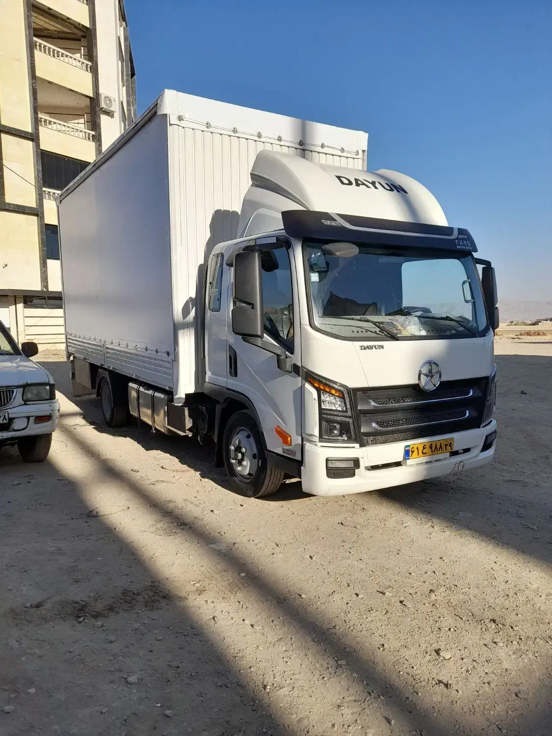 حمل بار و اساسیه منزل با خاور|خدمات حمل و نقل|کنگاور, |دیوار