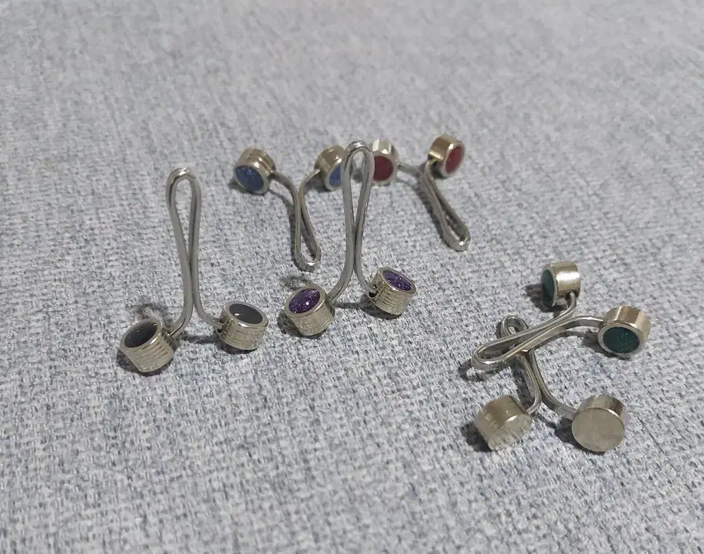 گیره روسری استیل بسیار محکم|زیورآلات و اکسسوری|شاهین‌شهر, عطار|دیوار