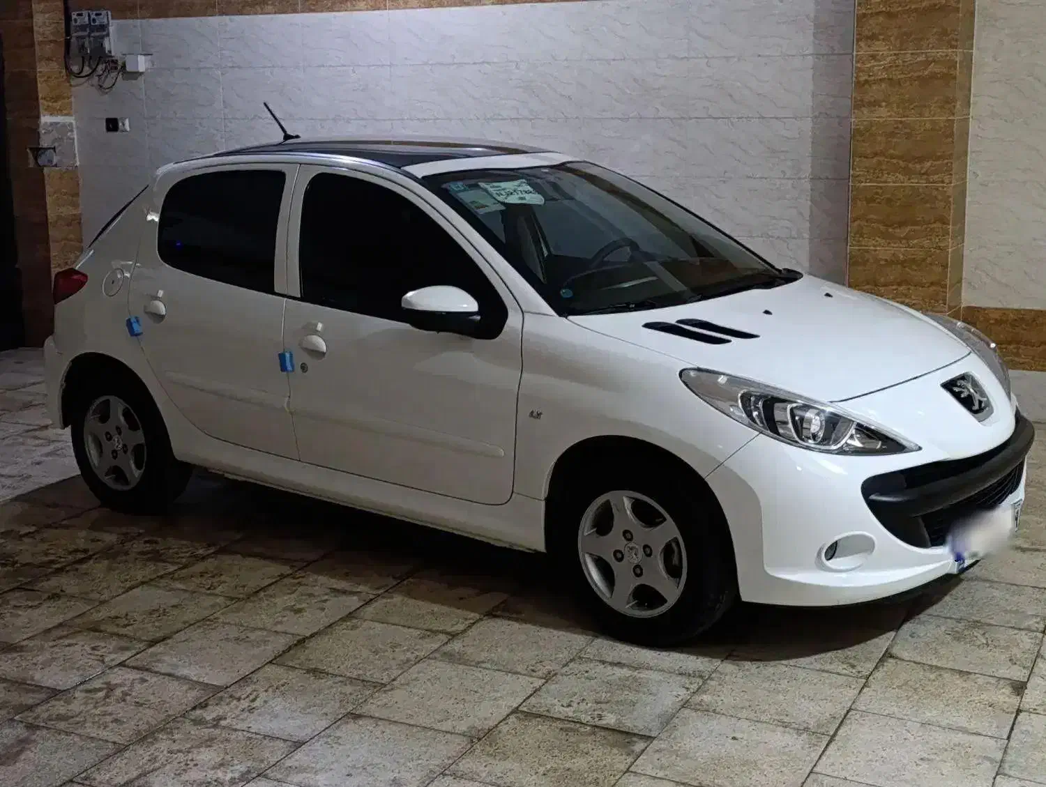 207پانا درحد صفر|خودرو سواری و وانت|کرمانشاه, |دیوار