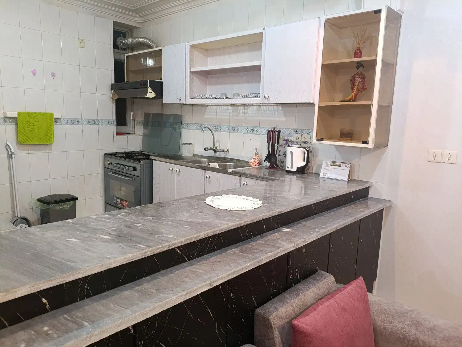 سوییت آپارتمان مبله شیک رفاهی روزانه ماهانه سالانه|اجارهٔ کوتاهمدت آپارتمان و سوئیت|بندرعباس, |دیوار