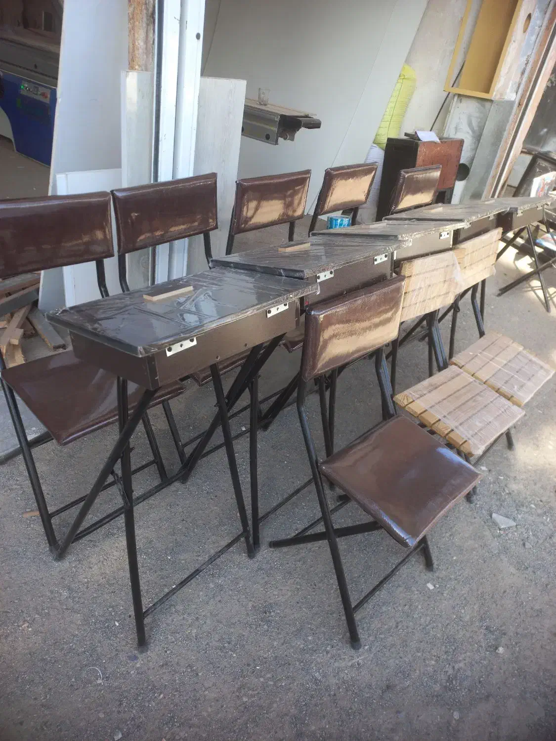 میز نماز ومیز کودک|مبلمان خانگی و میز عسلی|سبزوار, طبرسی (جعفرآباد)|دیوار