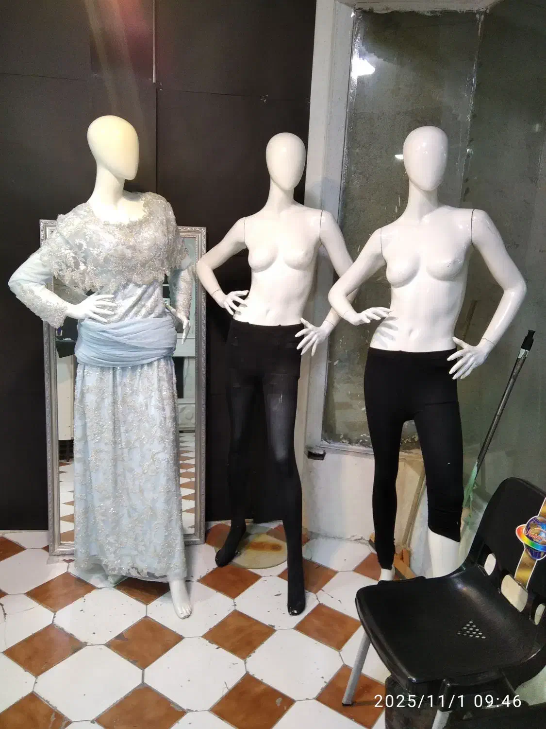 مانکن دست وپادار|فروشگاه و مغازه|سنندج, |دیوار