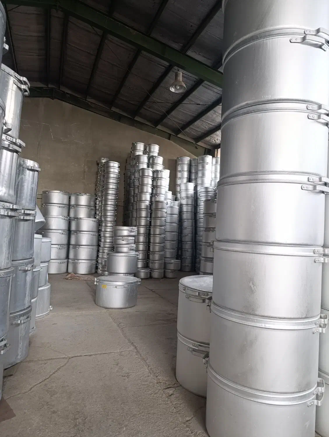 قابلمه دیگ تک بزرگ مناسب مصرف خانگی جنس روحی|ظروف پختوپز|قم, علی آباد سعدگان|دیوار