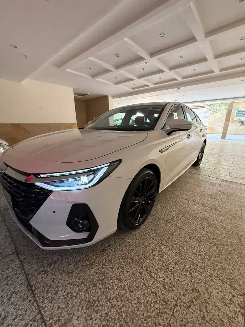 اریزو8 مدل 403 تحویل 404|خودرو سواری و وانت|مشهد, هفت تیر (آب و برق)|دیوار