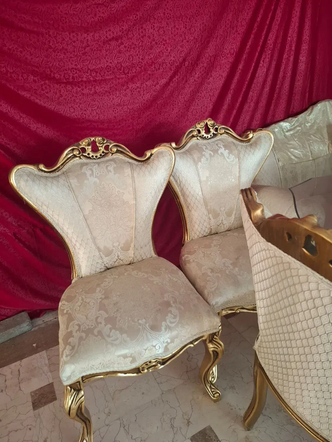 مبل استیل سلطنتی و میز ناهار خوری باهم|مبلمان خانگی و میز عسلی|تهران, آزادشهر|دیوار