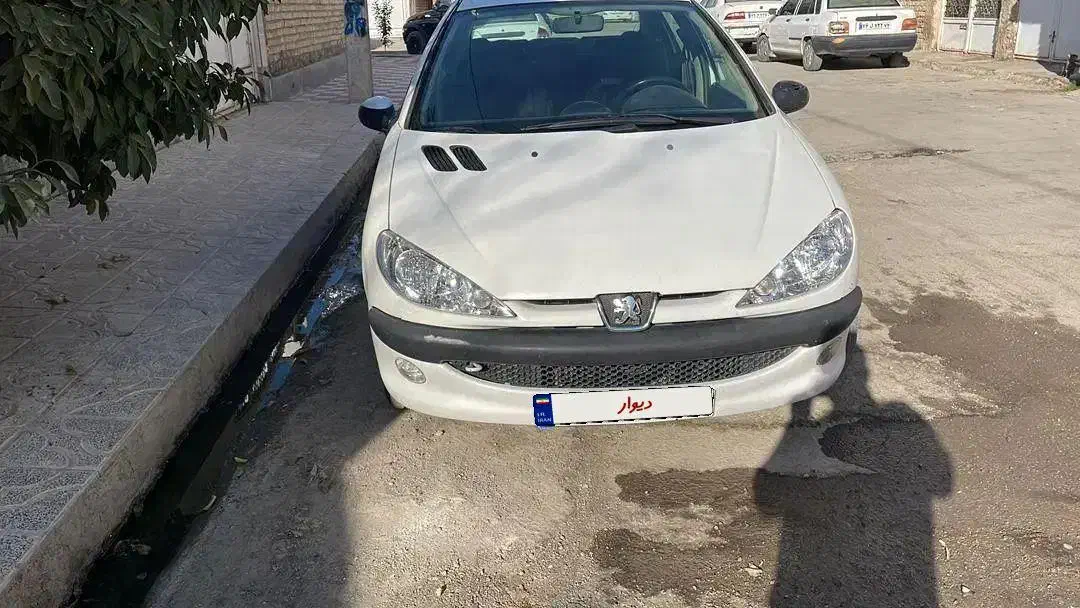 ۲۰۶صندوق دار مدل ۹۳موتورTU5|خودرو سواری و وانت|مرودشت, فاز اول شهرک فرهنگیان|دیوار