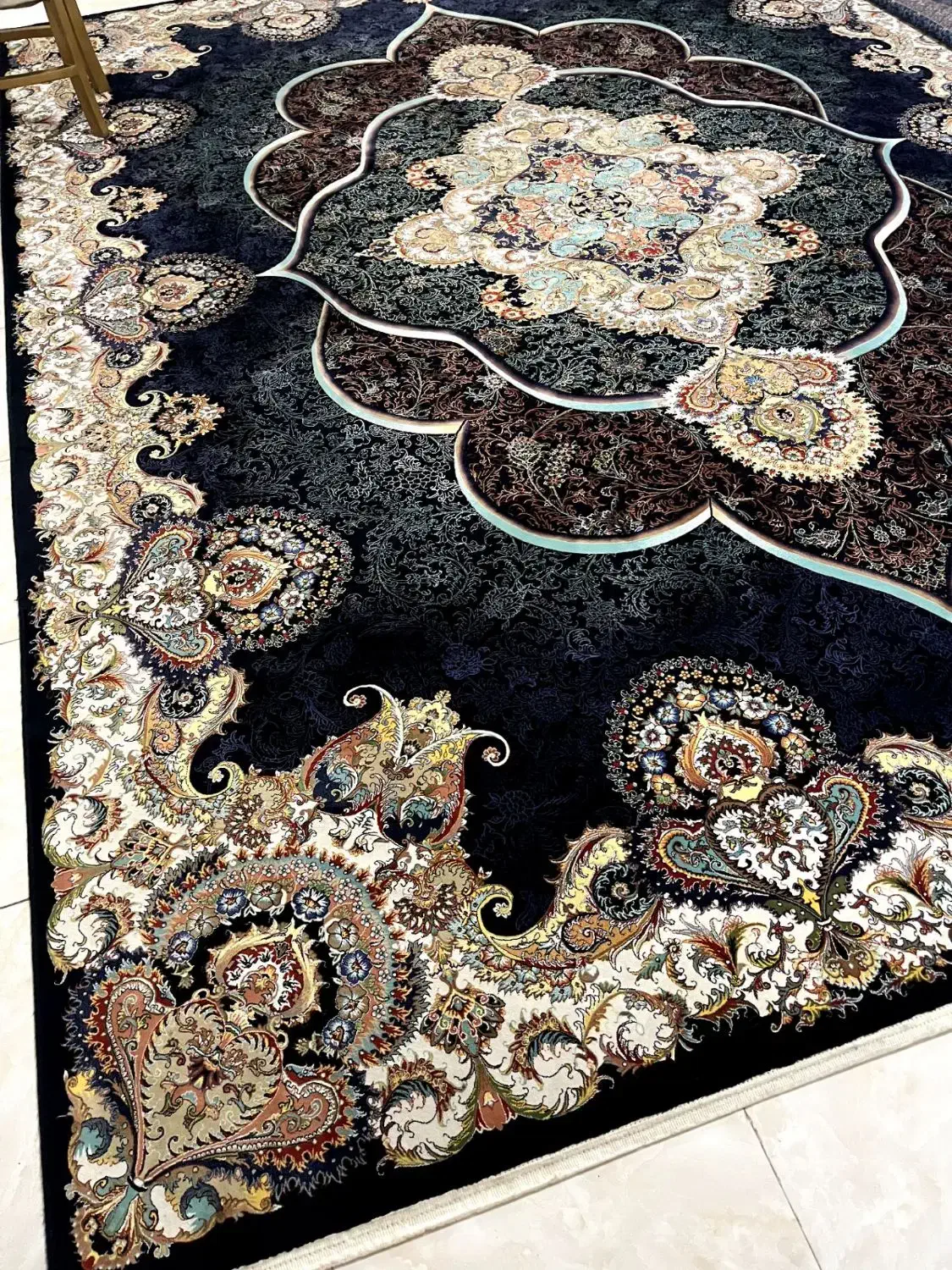 دو تخته فرش 12متری هزار شانه|فرش|چهارباغ, |دیوار