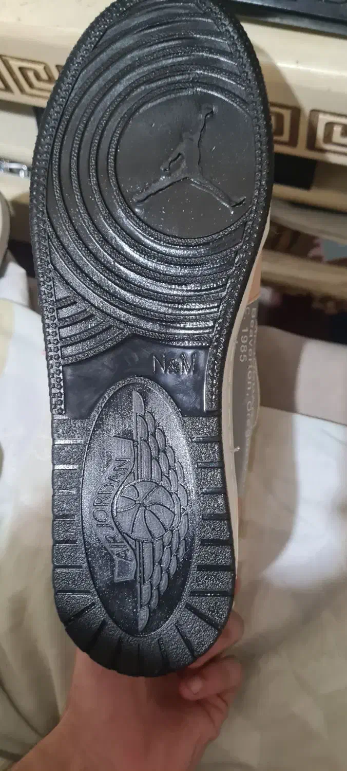 فروش کفش Nike lost and white|کیف، کفش، کمربند|قائمشهر, |دیوار