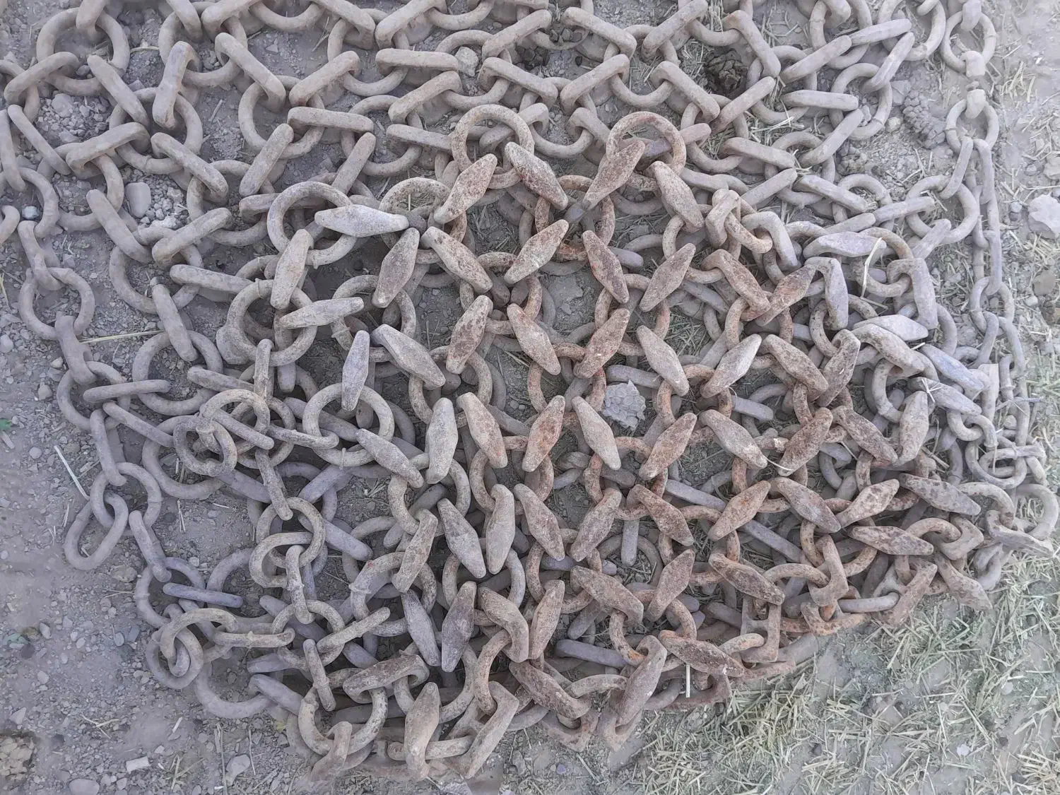 زنجیر محافظ چرخ لودر|قطعات یدکی و لوازم جانبی|مبارکه, |دیوار