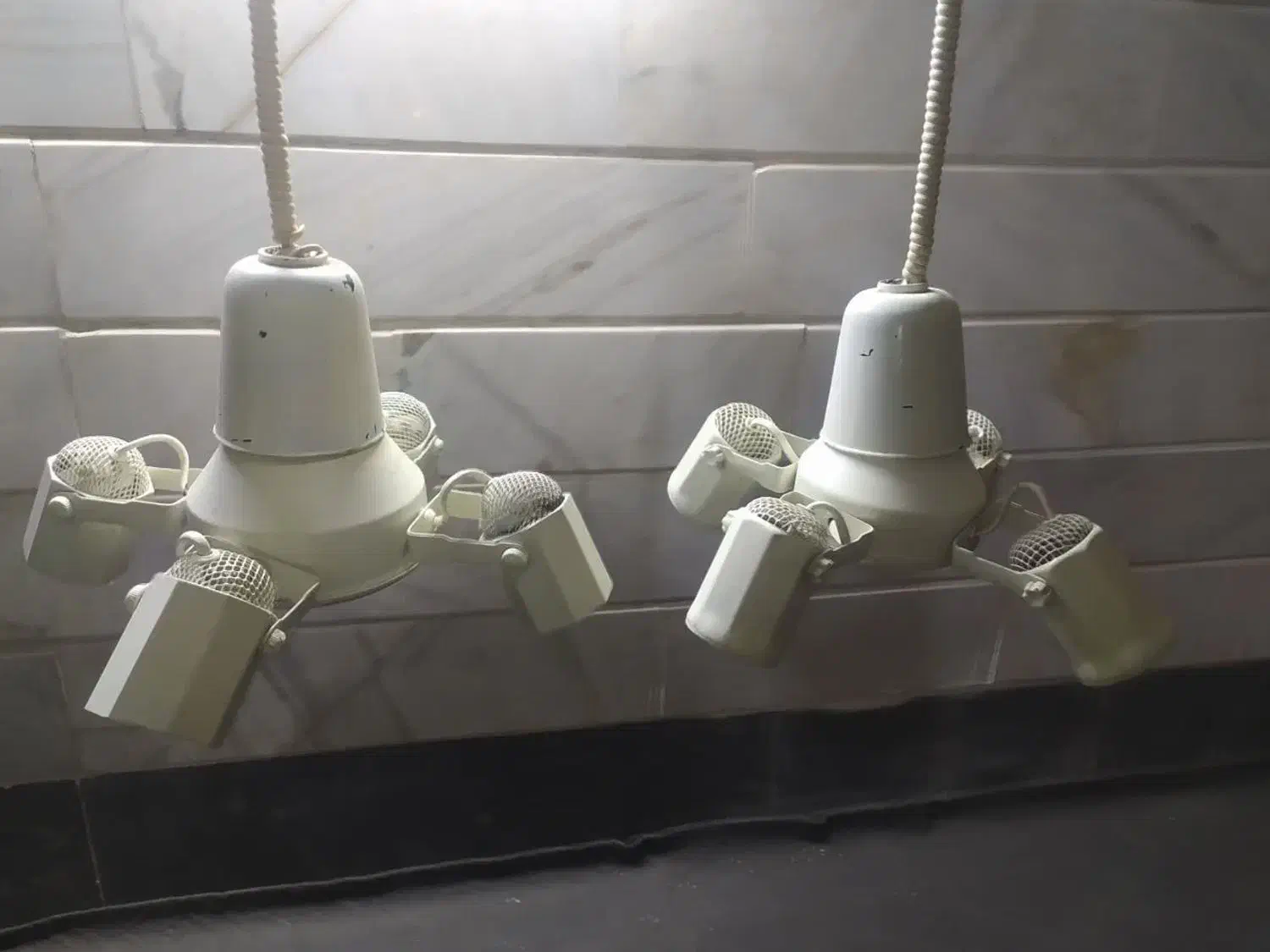 لوازم برقی|لوستر و چراغ آویز|قم, شهرک مهدیه (مدرس)|دیوار