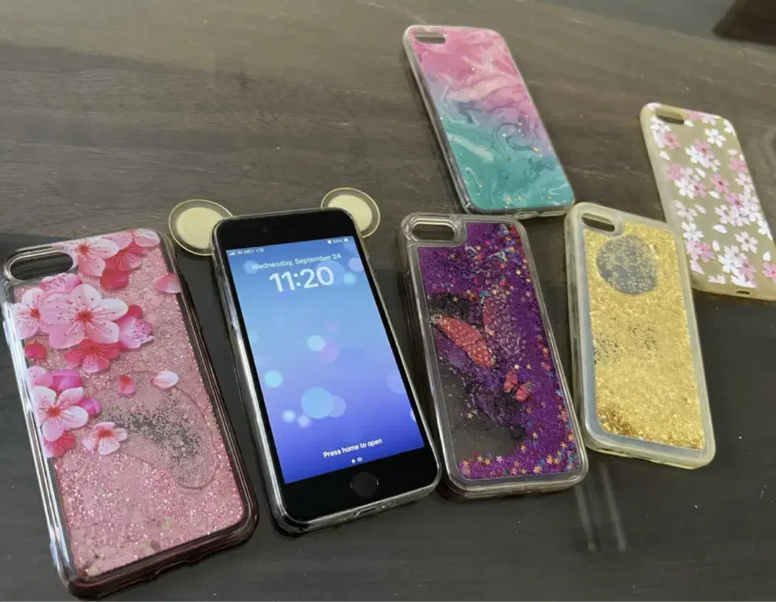 گوشی آیفونSE۲۰۲۰اصلLLAحافظه۱۲۸|موبایل|اردبیل, |دیوار