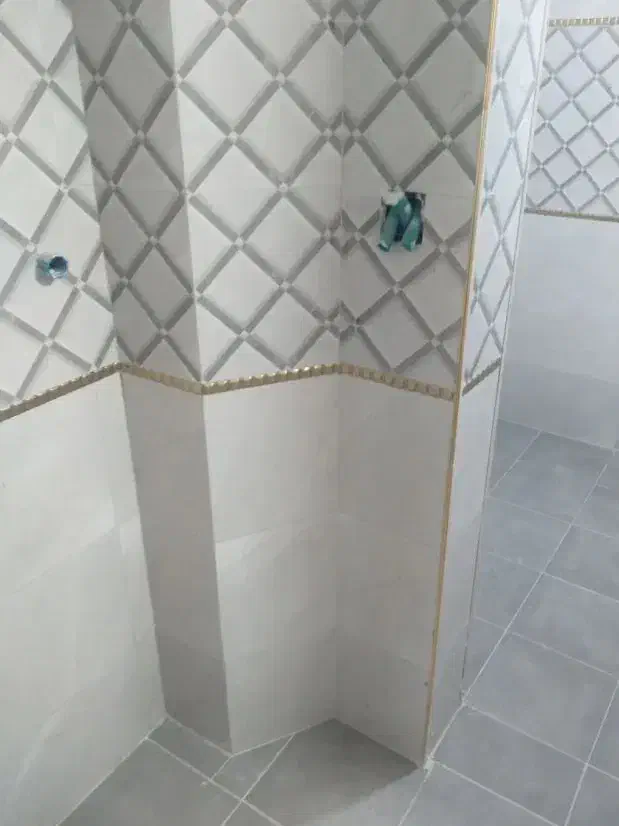 نصب کاشی وخرده کاری ها|خدمات پیشه و مهارت|نیشابور, هفده شهریور|دیوار