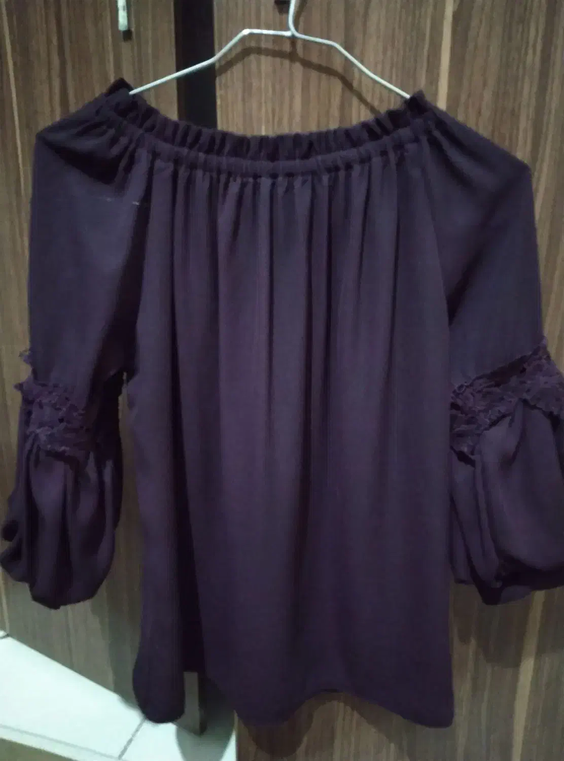 شومیز|لباس|بومهن, |دیوار