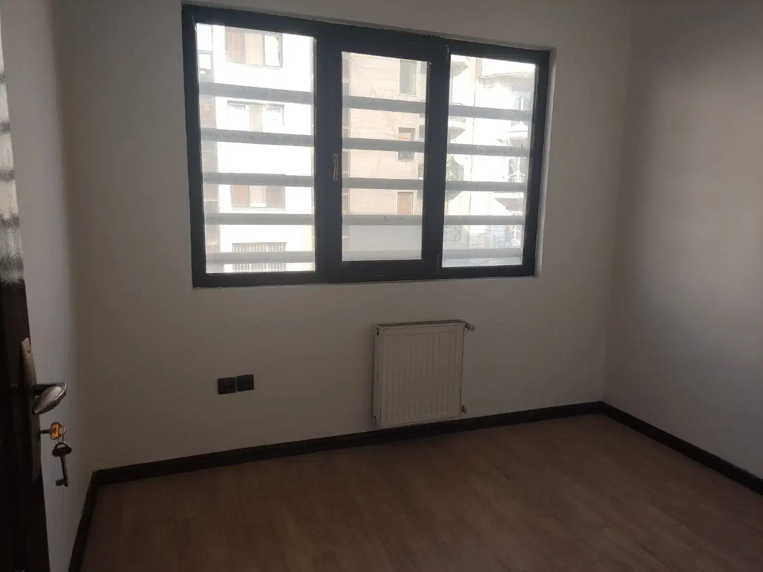 اجاره آپارتمان ۶۵ متر دو خوابه فول جنت آباد مرکز