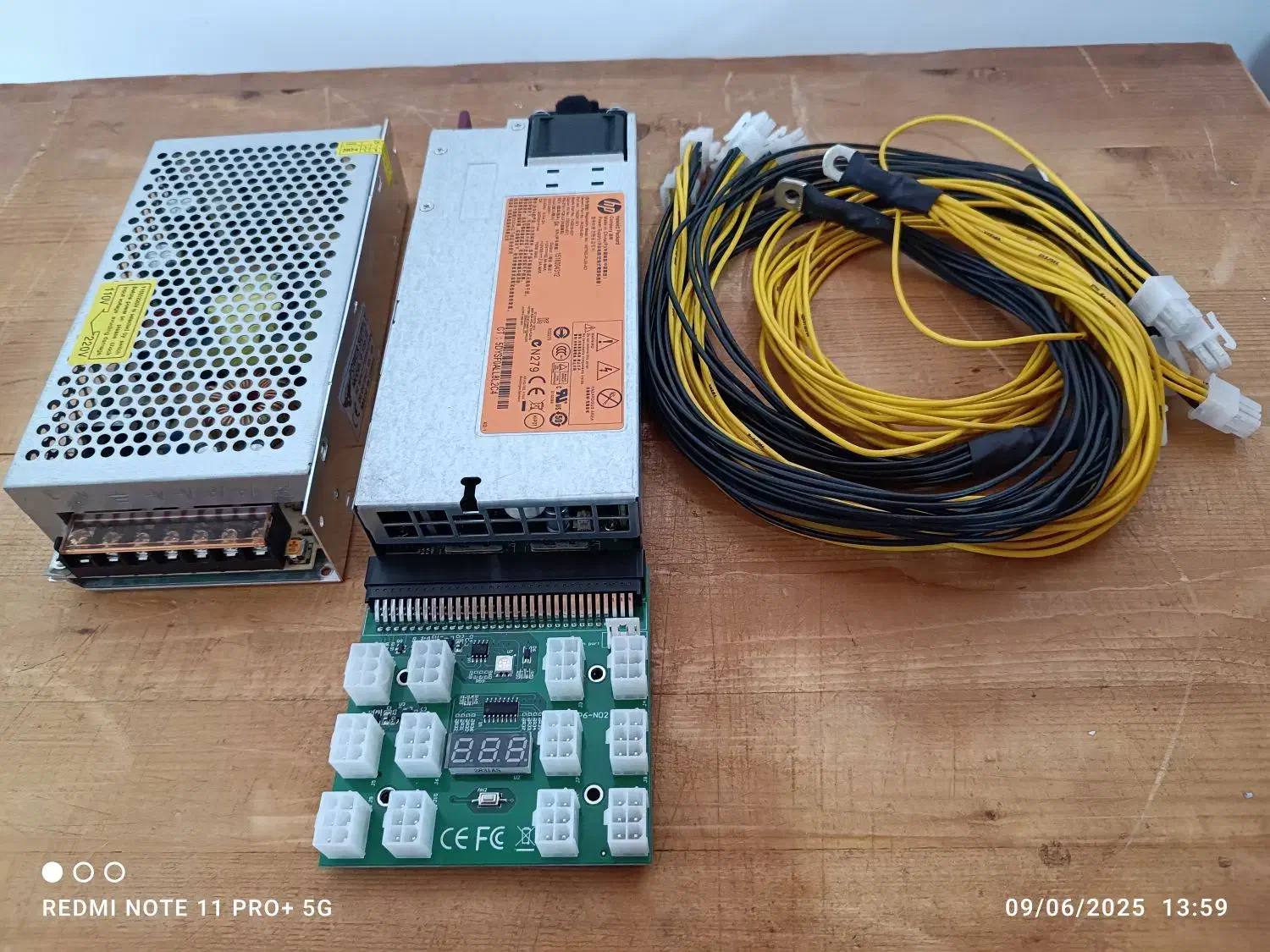 دوعدد منبع تغذیه 12ولت|قطعات و لوازم جانبی رایانه|خرمآباد (تنکابن), |دیوار