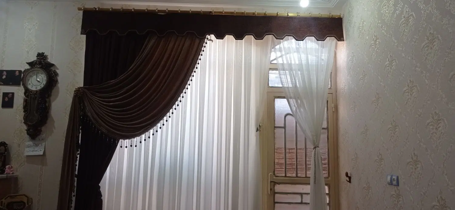 پرده|پرده، رانر، رومیزی|تربت‌حیدریه, باغ سلطانی|دیوار