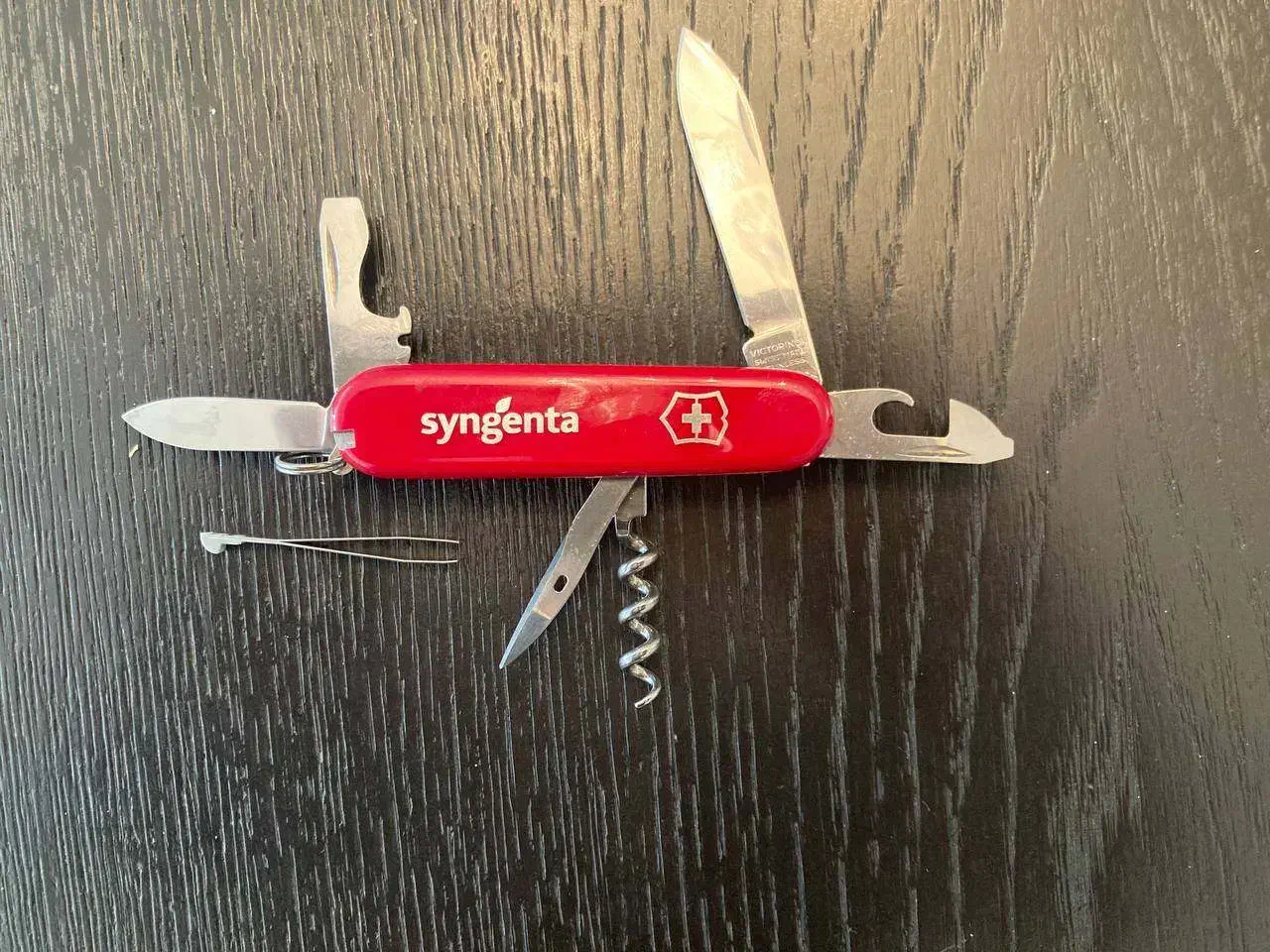 چاقو و ابزار 13 کاره جیبی ویکتورینوکس Victorinox|کوهنوردی و کمپینگ|تهران, محمودیه|دیوار