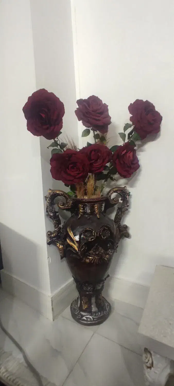 گل مصنوعی|گل مصنوعی|شیراز, محراب|دیوار