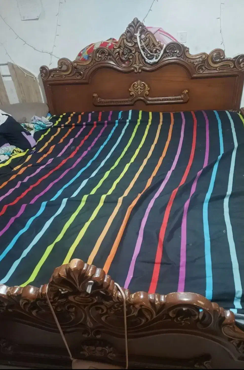 تخت خواب دونفره بدون تشک|تخت و سرویس خواب|بومهن, |دیوار