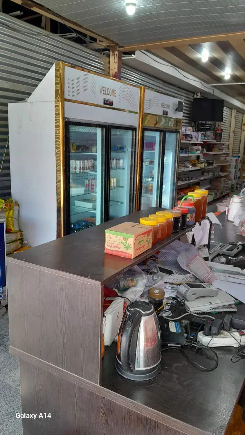 فروش دو عدد یخچال ایستاده فروشگاهی|فروشگاه و مغازه|آبدانان, |دیوار