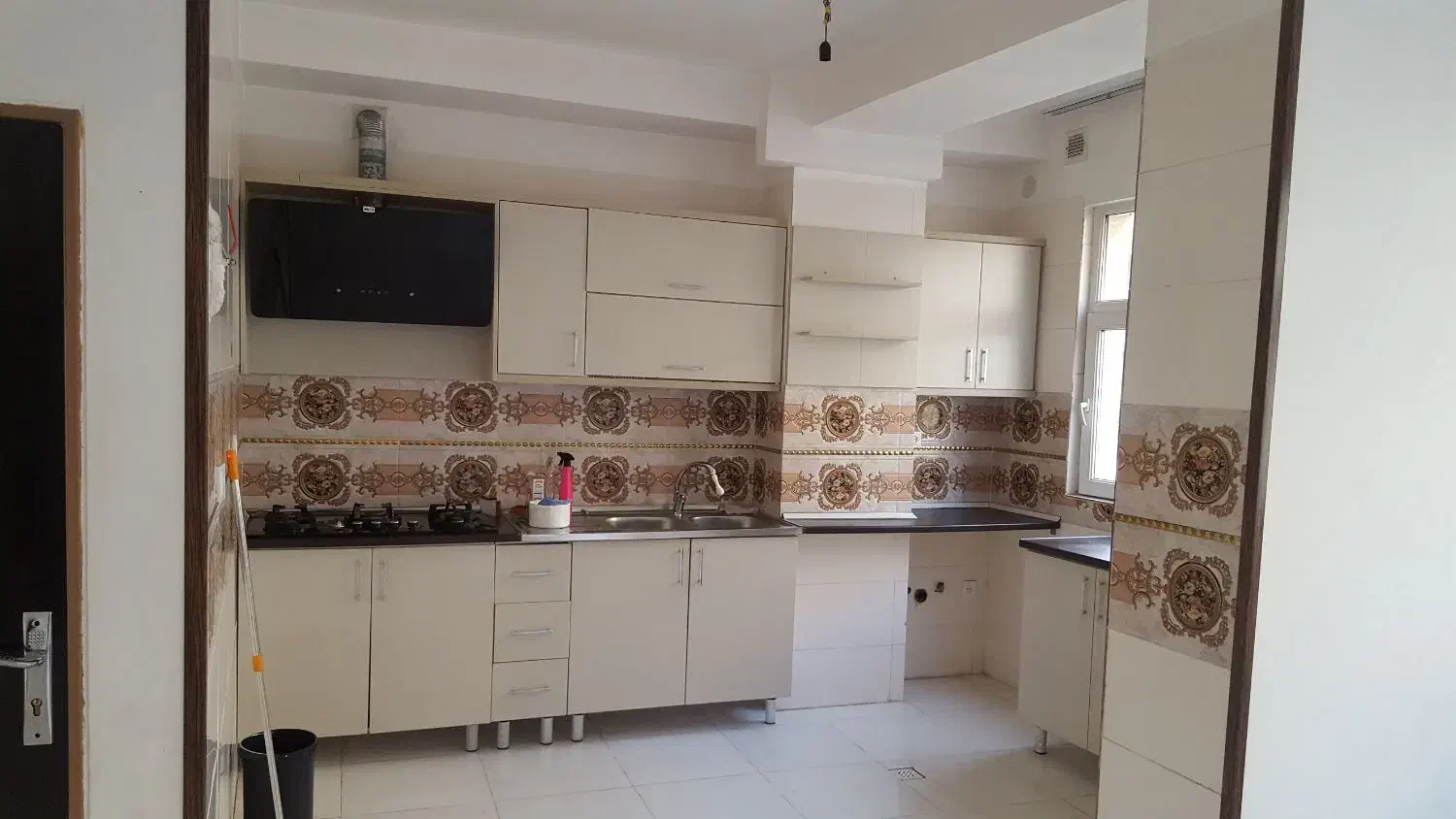 ۸۵ متر تک واحدی طبقه دوم|اجارهٔ آپارتمان|قدس, شهرقدس|دیوار