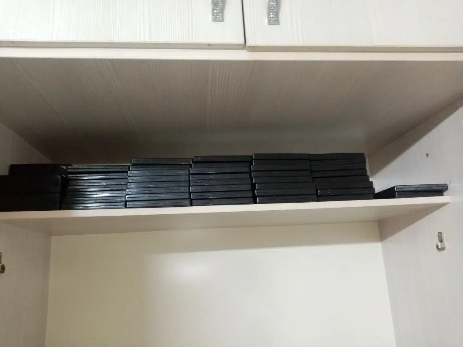 فروش فیلم و سریال هالیوودی و اروپایی|فیلم و موسیقی|گرگان, |دیوار