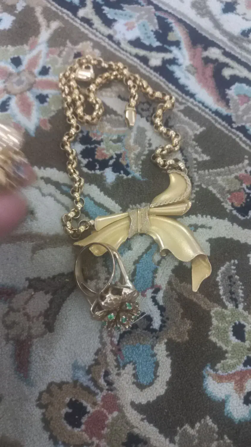 گردنبند و انگشتر های زیبا|جواهرات|سبزوار, پاسداران|دیوار