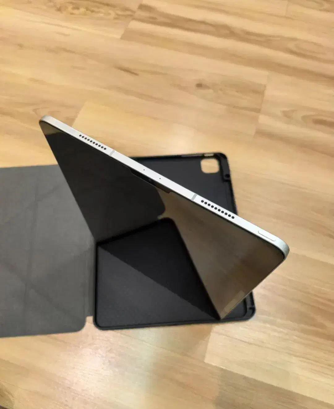 iPad pro 2022|تبلت|اصفهان, برازنده|دیوار