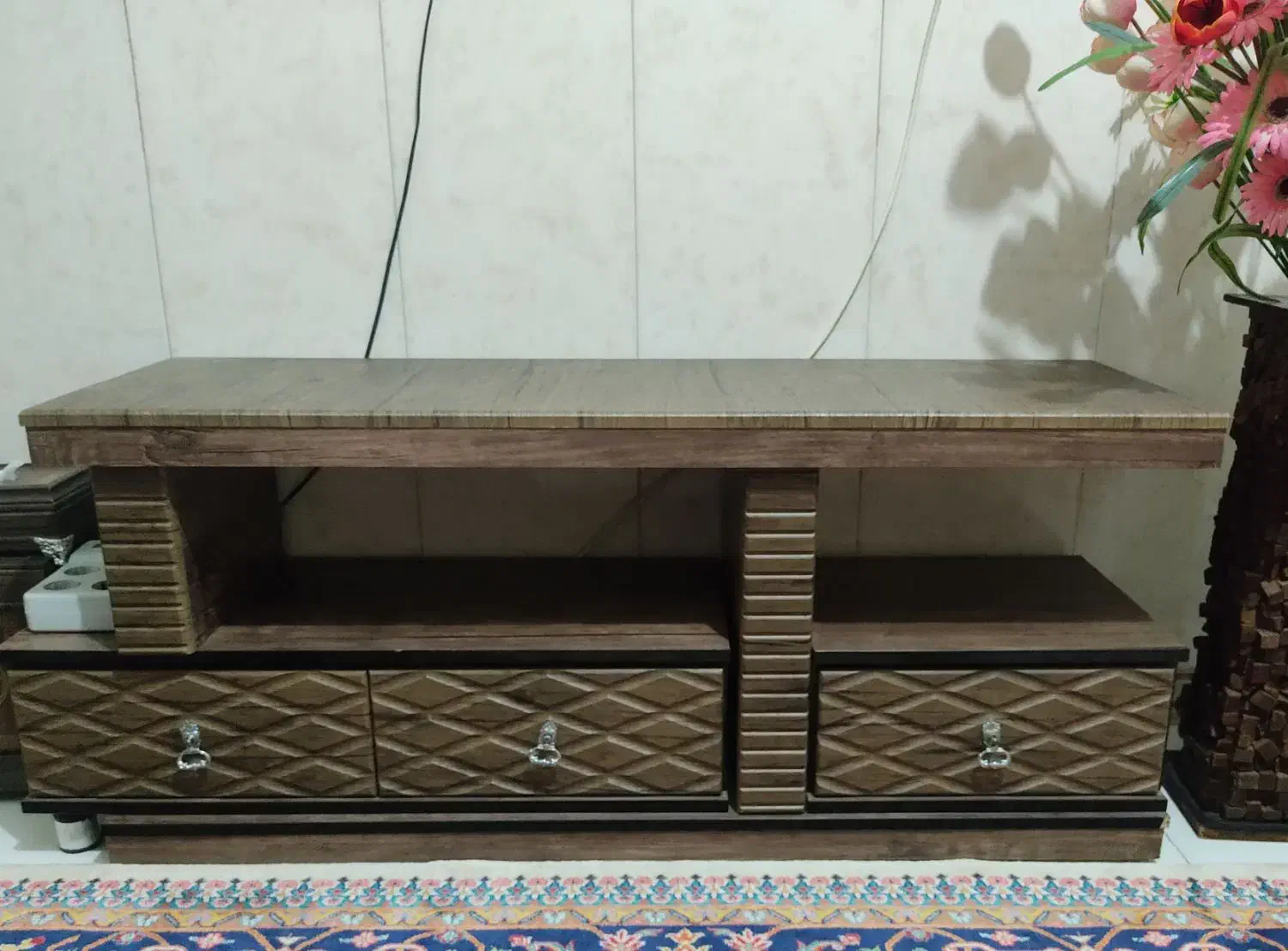 فروش میزتلویزیون وکمد|بوفه، ویترین، کنسول|شهریار, شهرک امیریه|دیوار