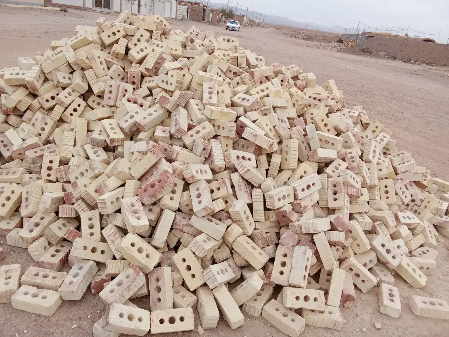 اجر گری ۳ سوراخ و تیغه|مصالح و تجهیزات ساختمان|فردوس (خراسان), |دیوار