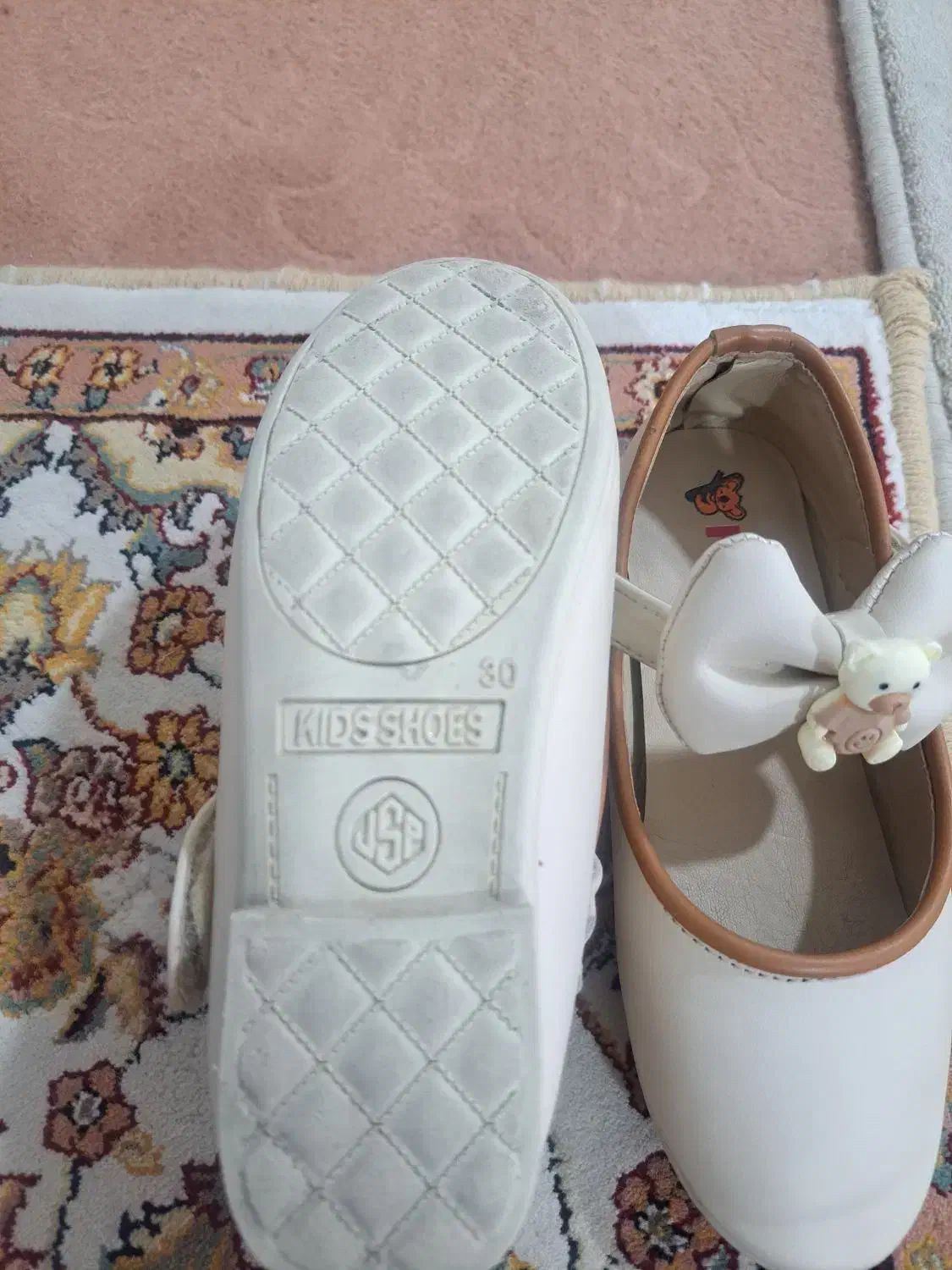 کفش های دخترانه کاملانو سایز۳۰|کفش و لباس بچه|نورآباد, |دیوار