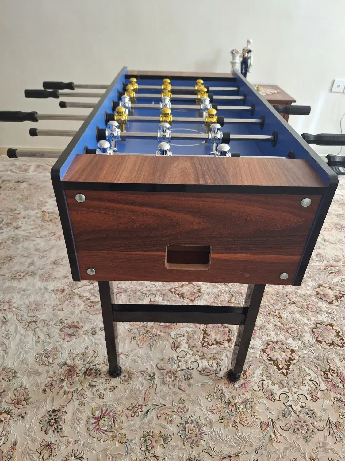 فوتبال دستی نو نو|تجهیزات ورزشی|اندیشه, اندیشه فاز ۳|دیوار