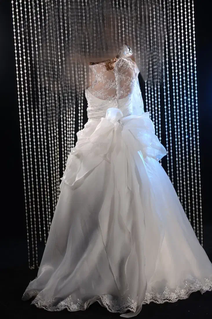 لباس عروس|لباس|رشت, کوی حسینی|دیوار