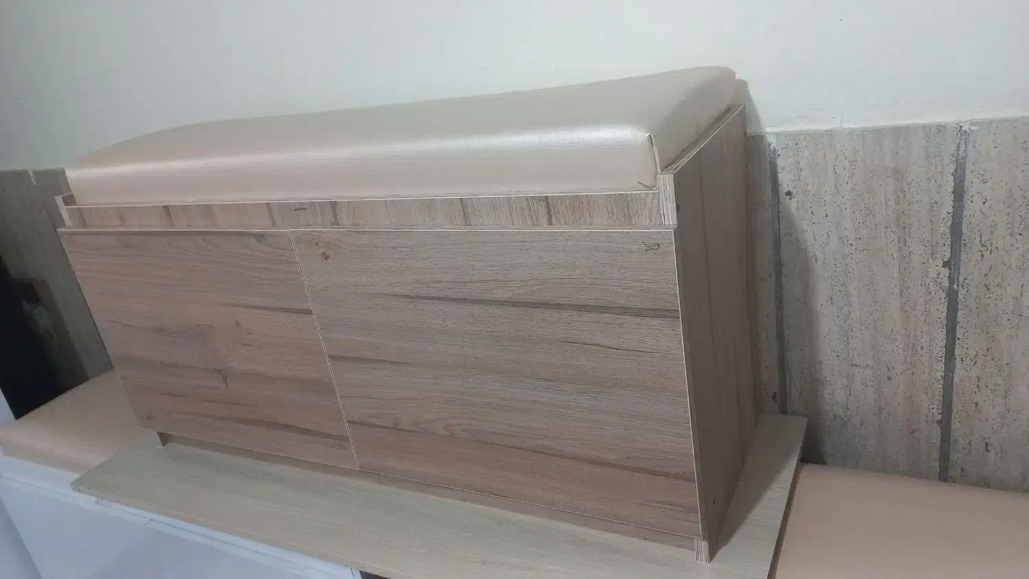 جاکفشی نشیمنی و ساده|جاکفشی، کمد، دراور|مشهد, آزادشهر|دیوار