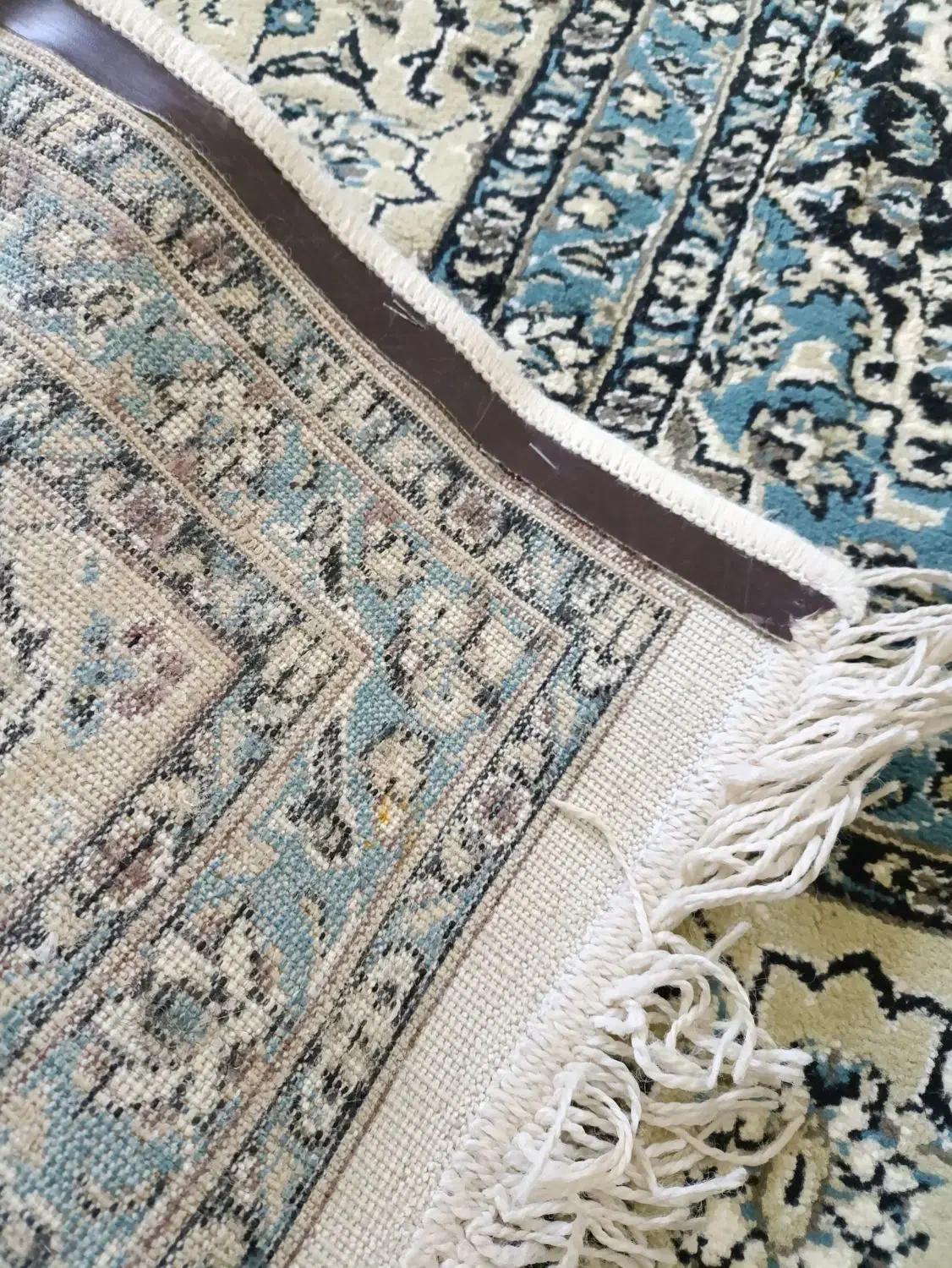 فرش 6متری کاملا سالم بدون لک از داخل عکس مشخصه|فرش|لشت نشا, |دیوار