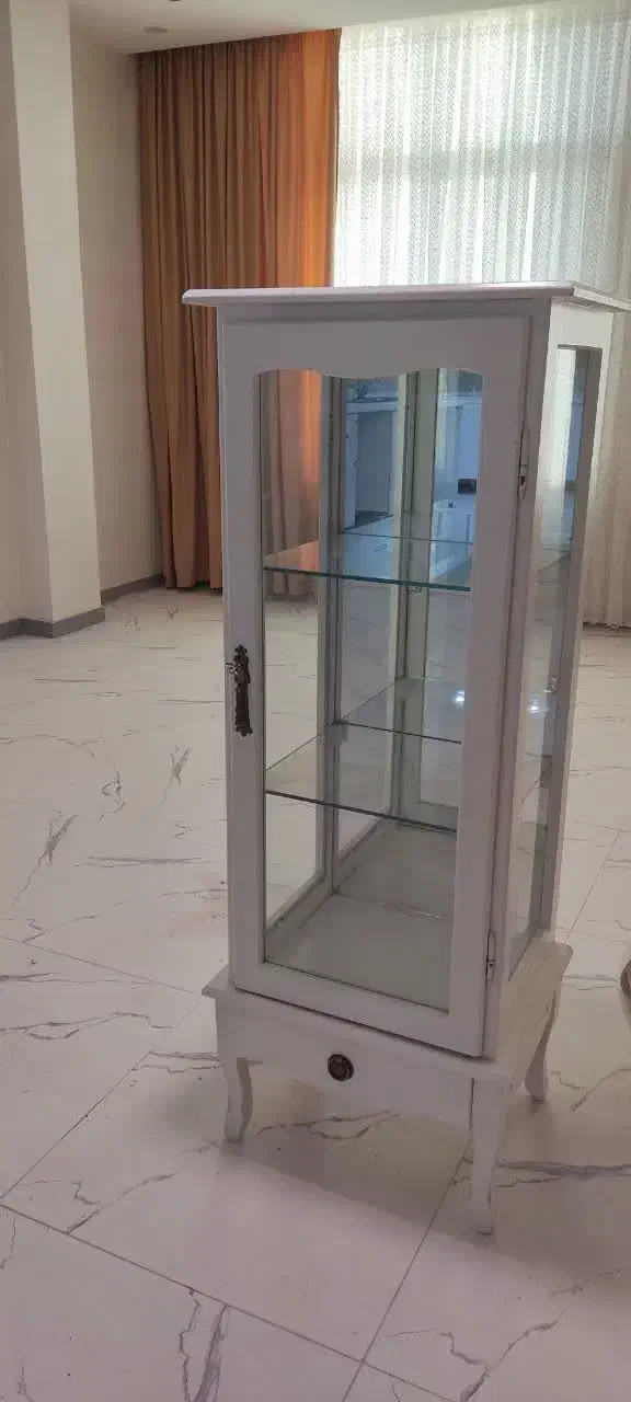 ویترین|بوفه، ویترین، کنسول|شاهین‌شهر, نبوت|دیوار