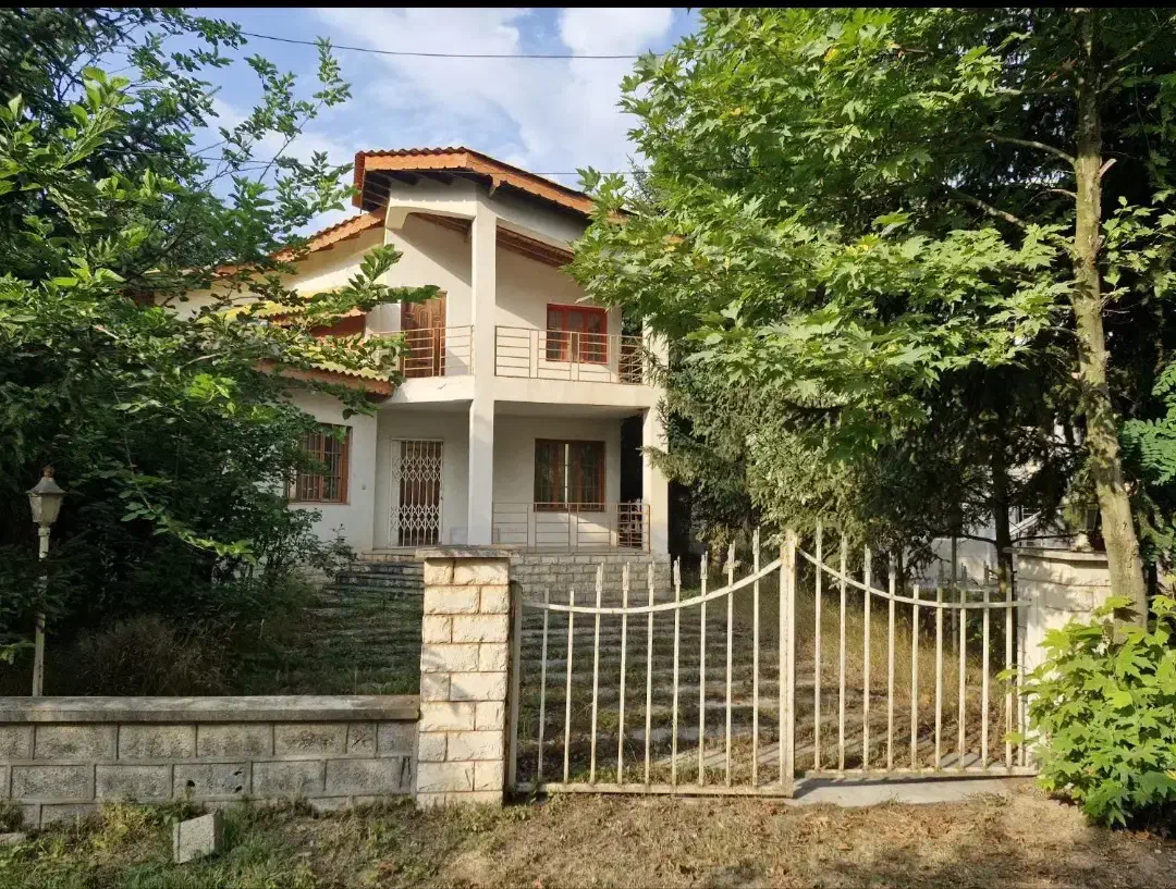 ویلای سه خوابه در شهرک شادی کلاردشت|فروش خانه و ویلا|کلاردشت, |دیوار