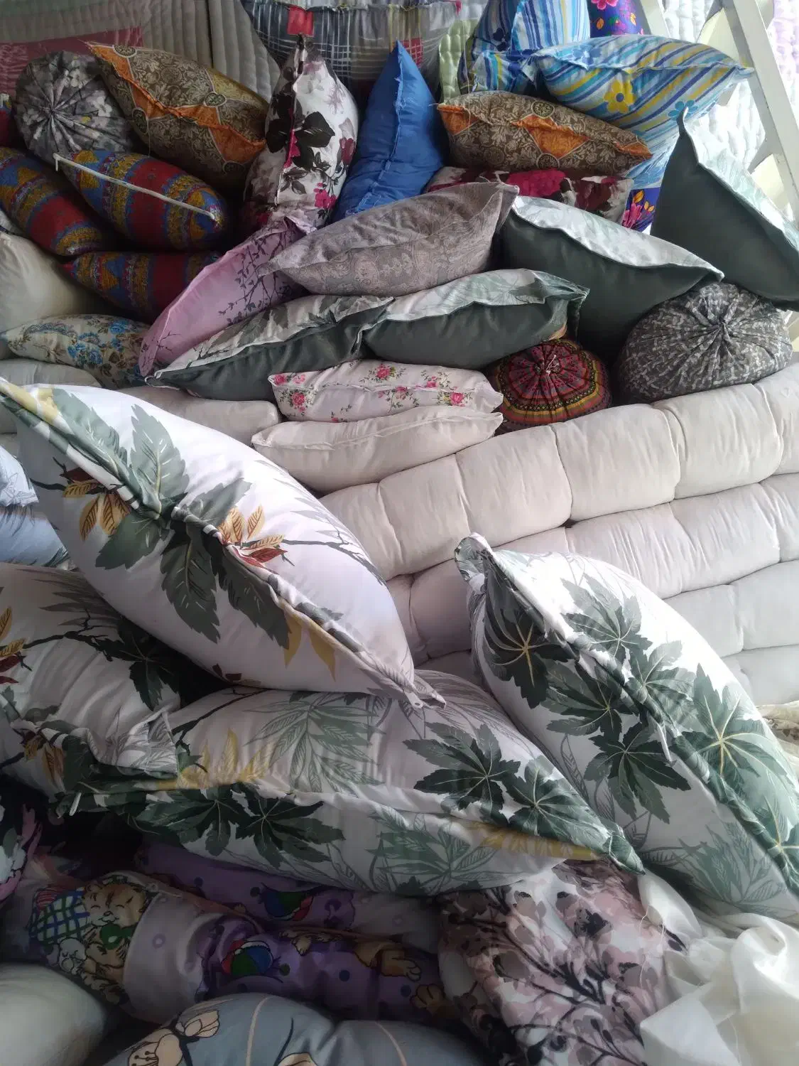 لحاف دوزی و کالای خواب|رختخواب، بالش، پتو|هشتگرد, هشتگرد قدیم|دیوار