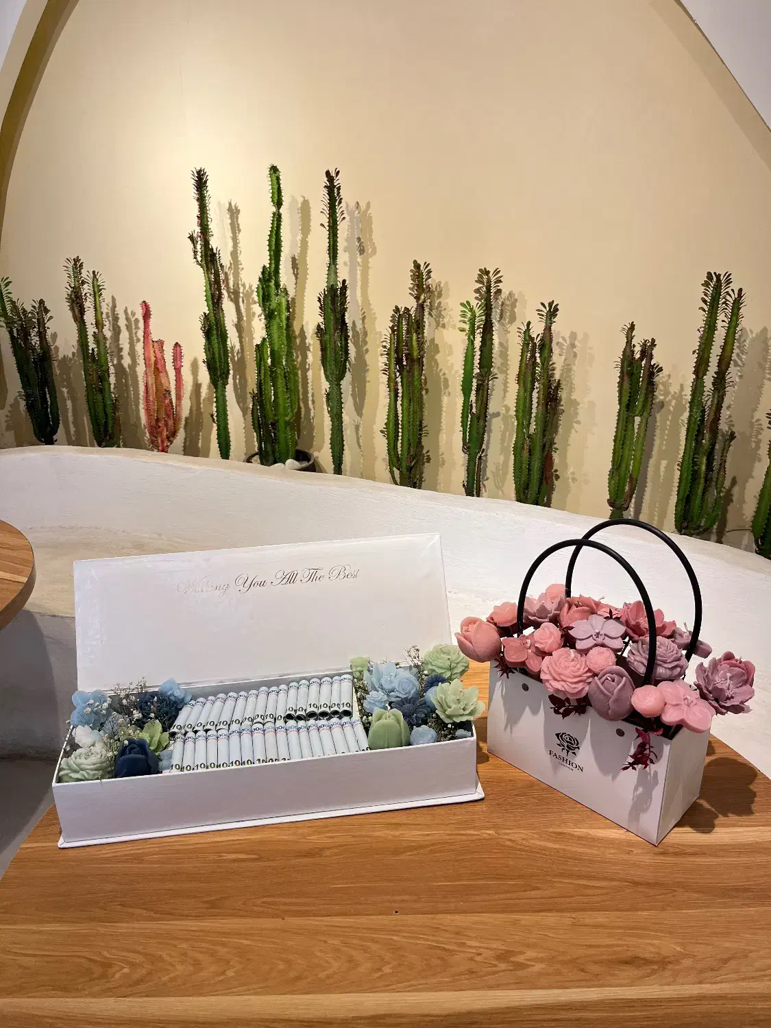 شمع دکوراتیو لمورا|صنایع دستی و سایر لوازم تزئینی|مشهد, چهارچشمه|دیوار