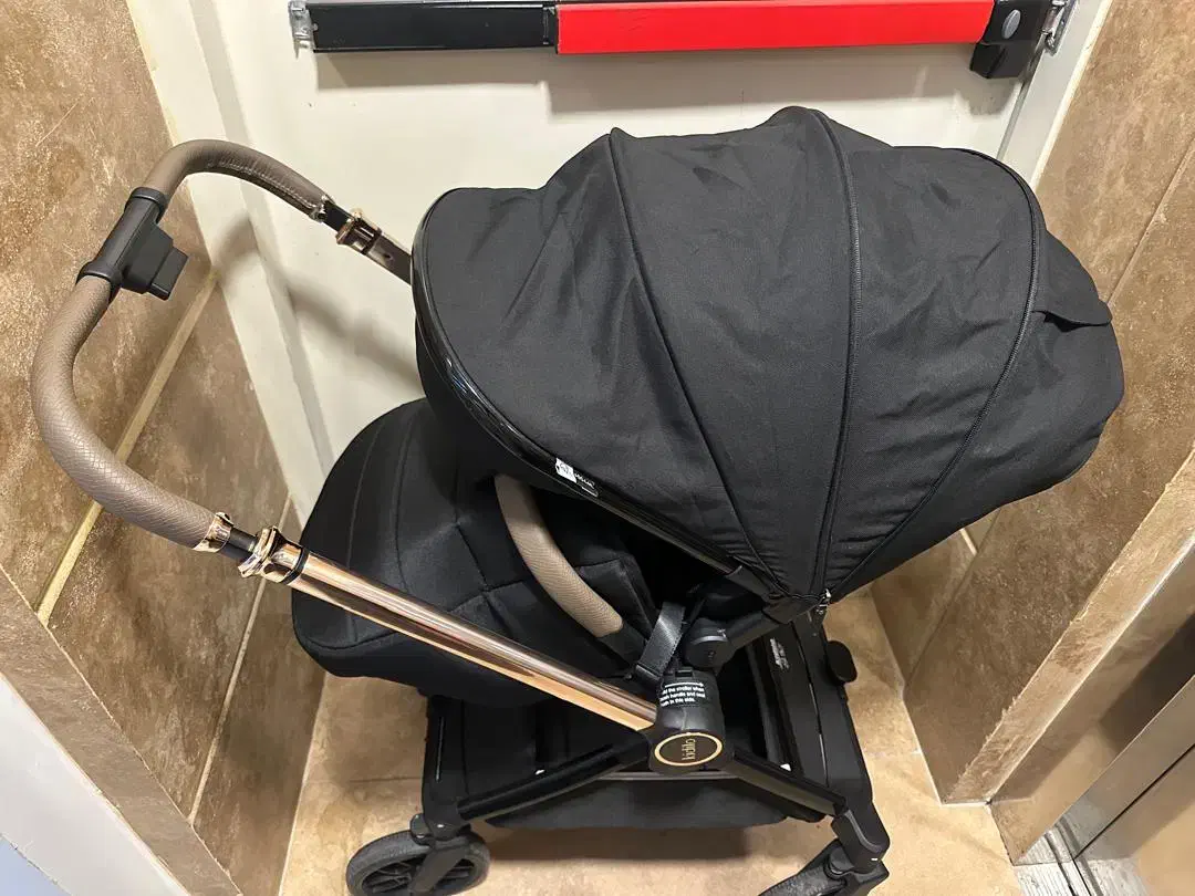 کالسکه کودک|کالسکه و لوازم جانبی|رشت, بلوار گیلان|دیوار