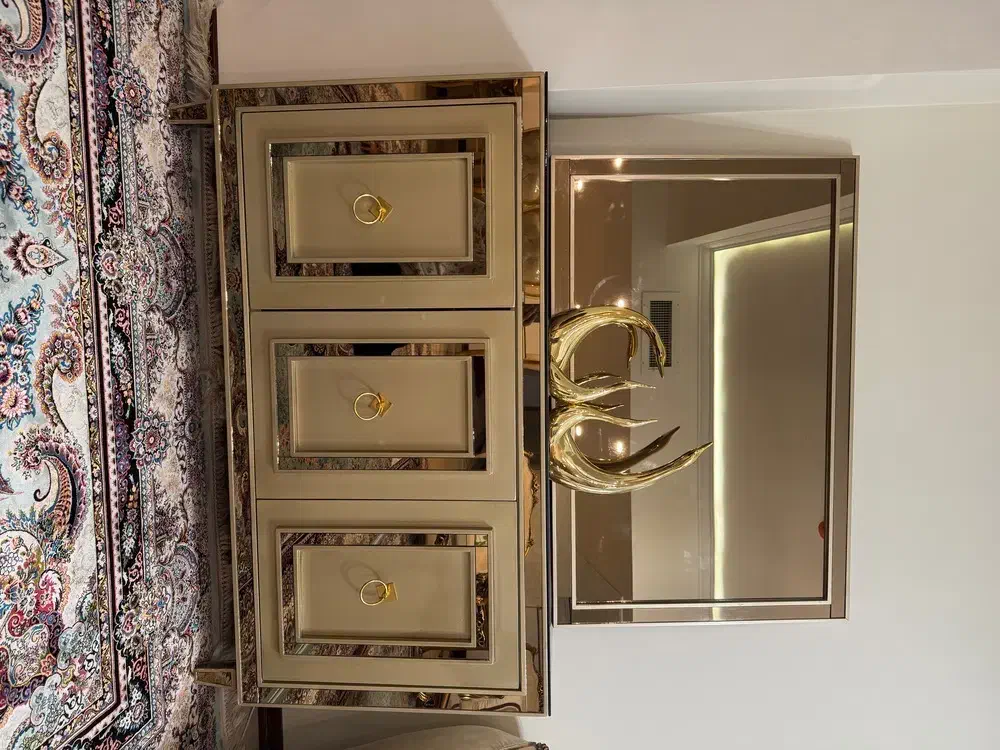 آینه و کنسول|بوفه، ویترین، کنسول|تهران, آبشار تهران (دریاچه)|دیوار