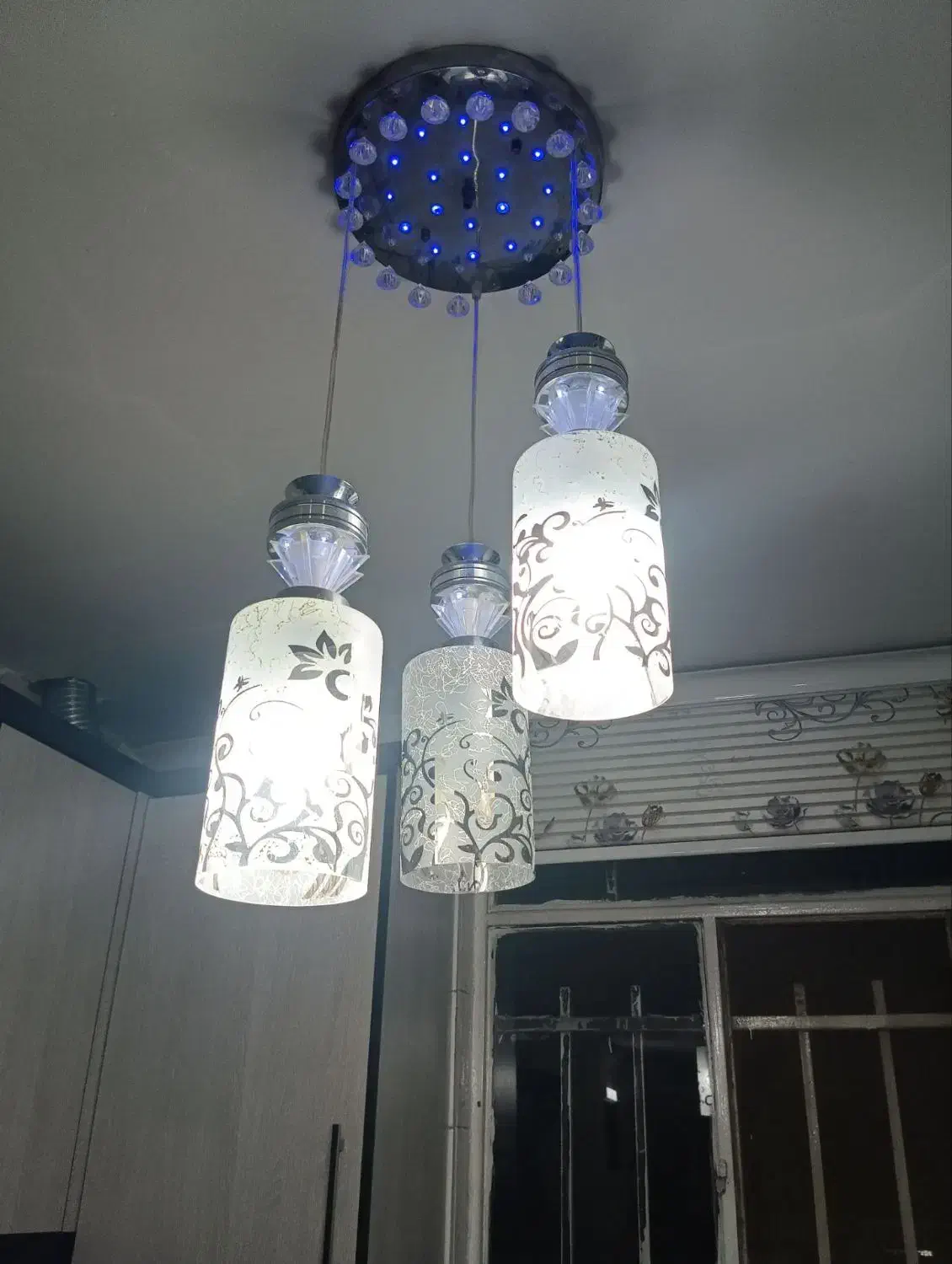 لوستر|لوستر و چراغ آویز|آبیک, |دیوار