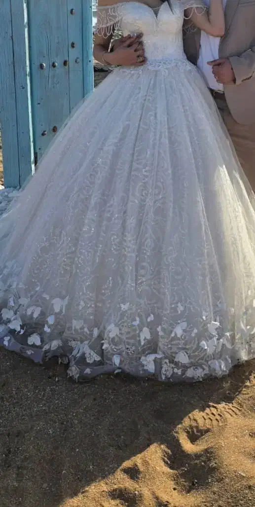 لباس عروس|لباس|ری, سیزده آبان|دیوار