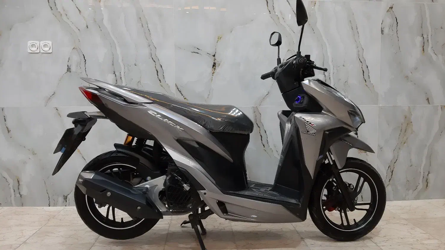 کلیک150مدل ۴۰۲|موتورسیکلت|کنگاور, |دیوار