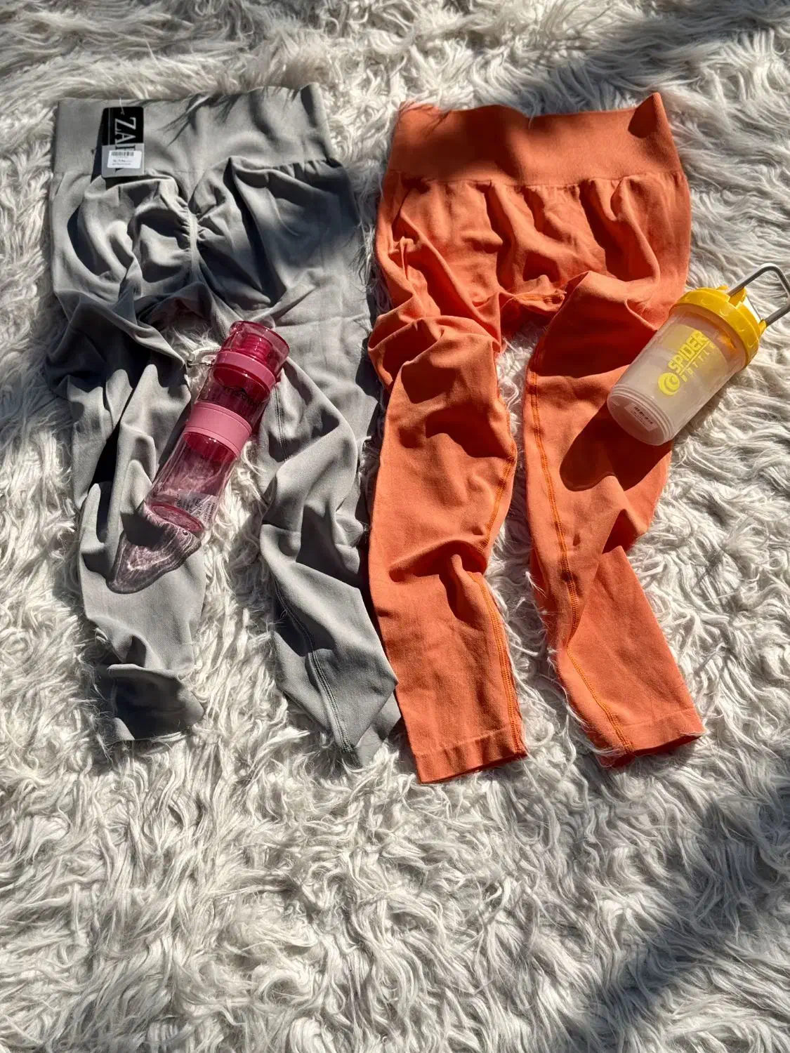 لگ سیملس|لباس|قم, سالاریه|دیوار