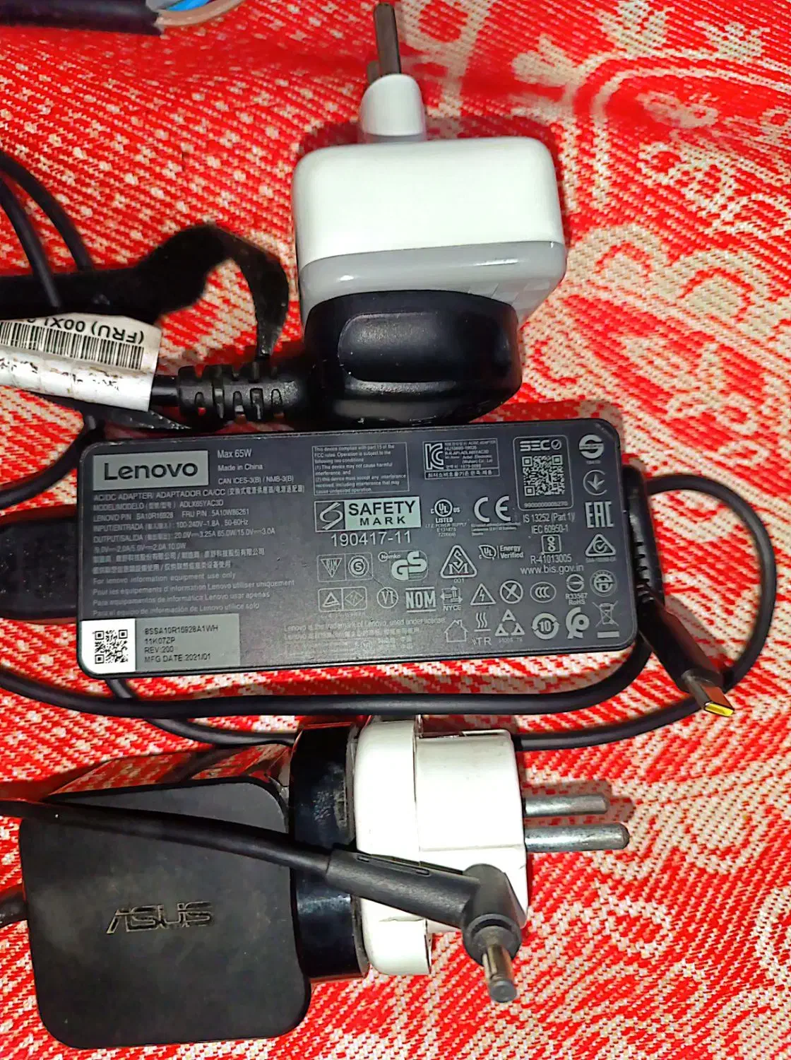 شارژر لب تاب اصلی|قطعات و لوازم جانبی رایانه|صدرا-فارس, فاز ۱|دیوار