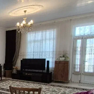 پرده|پرده، رانر، رومیزی|میانه, |دیوار