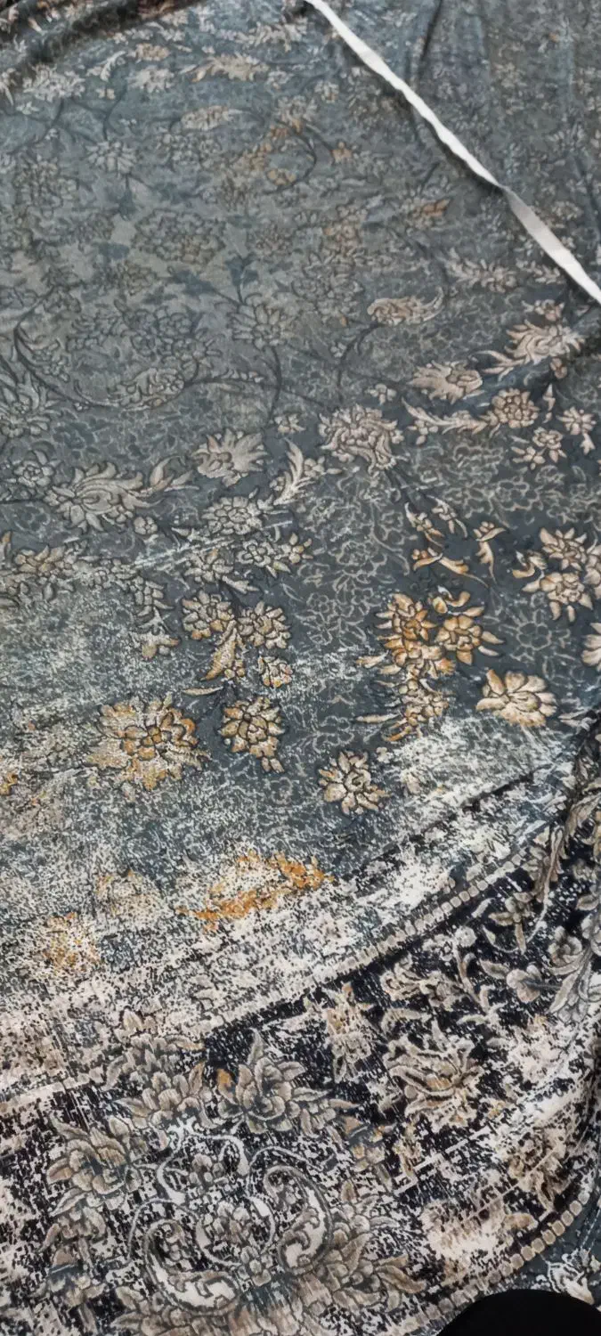 یک عدد روفرشی کشدار ۹متری نونو|روفرشی|الیگودرز, |دیوار