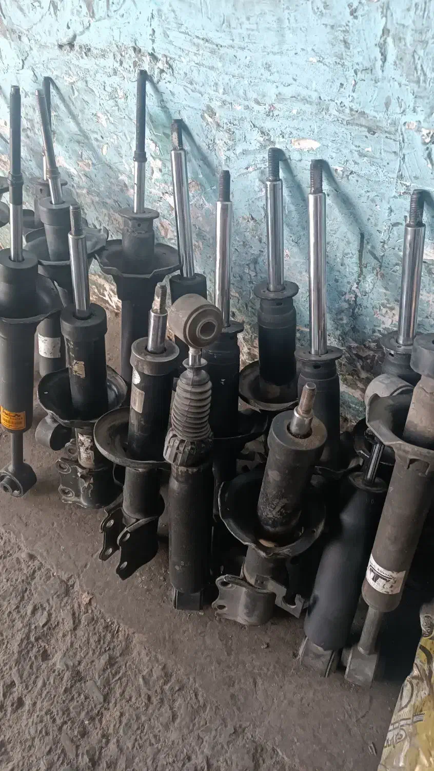 کمک عقب جلو پراید|قطعات یدکی و لوازم جانبی|محمدشهر, ولدآباد|دیوار