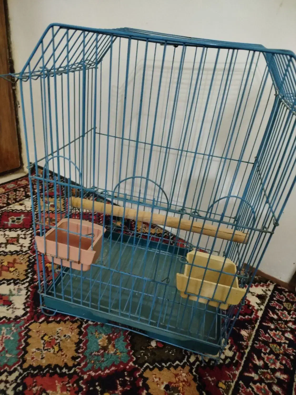 قفسه|لوازم جانبی حیوانات|قدس, شهر‌قدس|دیوار